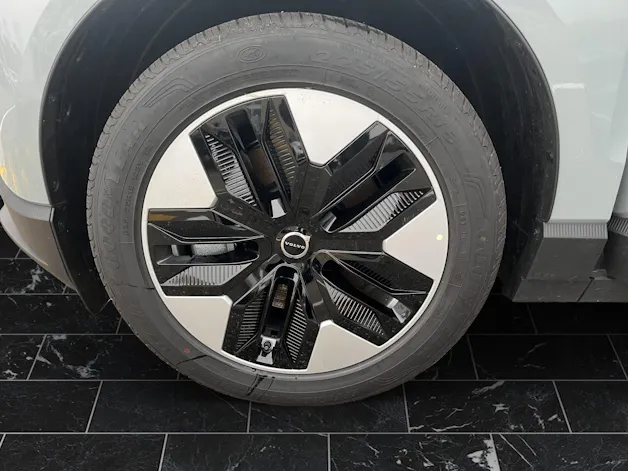 Volvo EX30 E60 Core