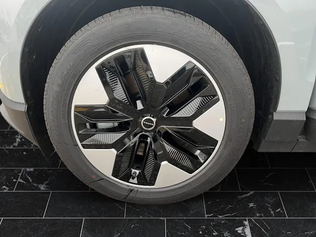 Volvo EX30 E60 Core