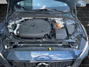 Volvo V60 2.0 T8 TE Ultimate Dark eAWD