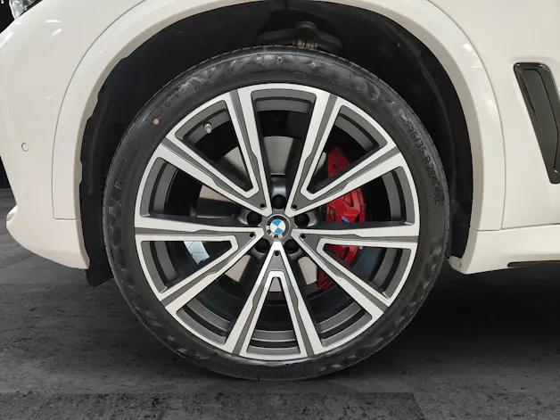 BMW X5 M50i xDrive