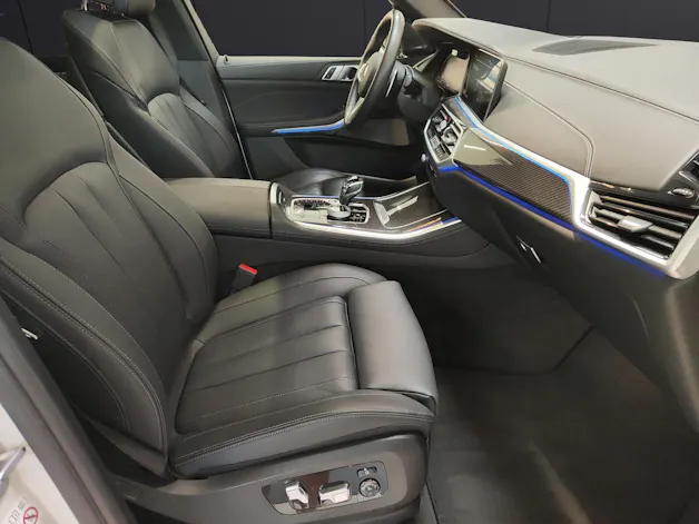 BMW X5 M50i xDrive