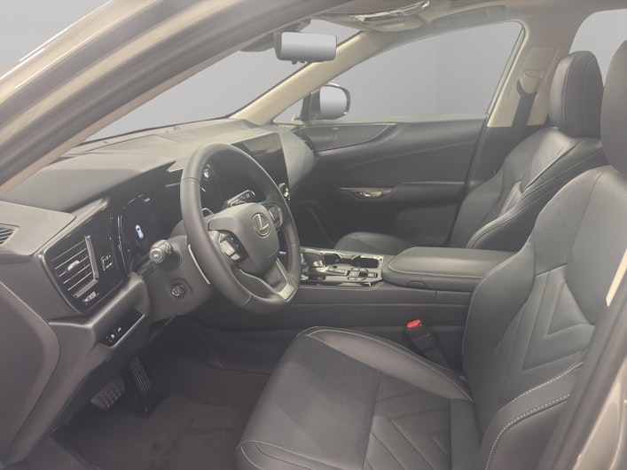 Vehicle image LEXUS NX