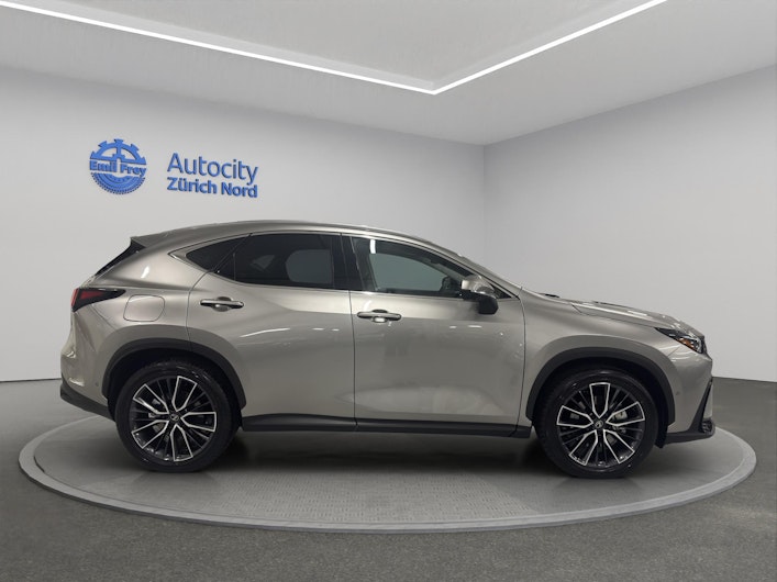 Vehicle image LEXUS NX