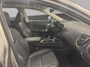 Vehicle image LEXUS NX 450h+ Excellence