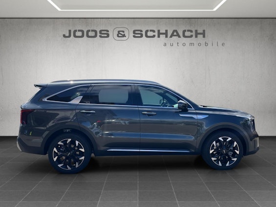 Vehicle image 3 Vehicle image 3