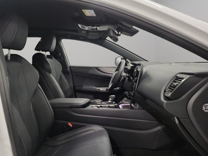 Vehicle image LEXUS NX