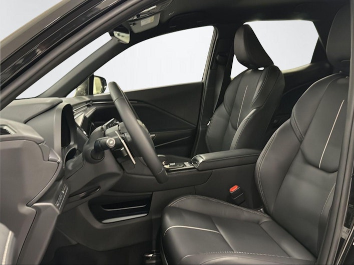 Vehicle image LEXUS LBX