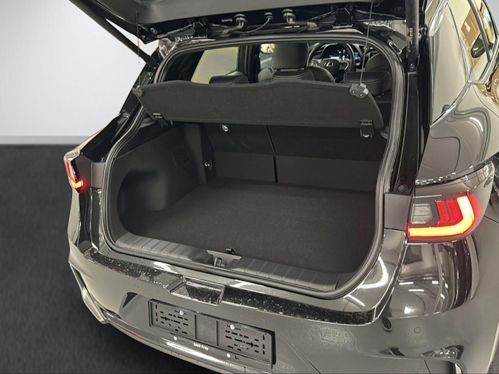 Vehicle image LEXUS LBX