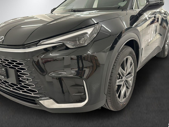 Vehicle image LEXUS LBX