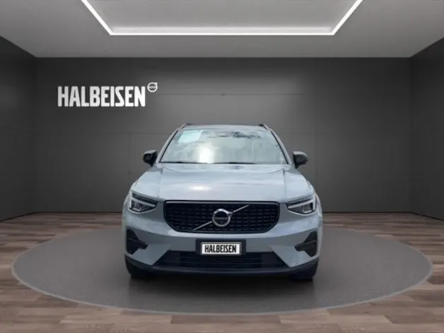 Volvo XC40 2.0 B3 MH Plus Dark