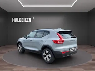 Volvo XC40 2.0 B3 MH Plus Dark