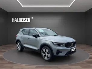 Volvo XC40 2.0 B3 MH Plus Dark