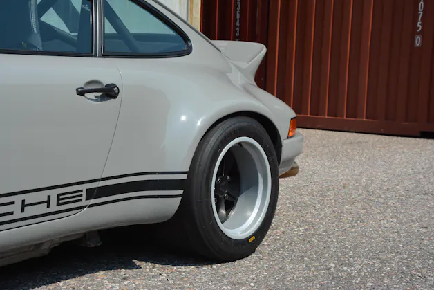 Porsche 911 Coupé 3.6 Carrera 2