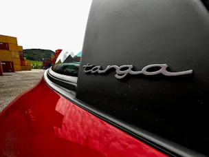 Porsche 911 Targa 3.6 Carrera 4
