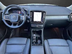 Volvo XC40 2.0 B4 MH Plus Dark