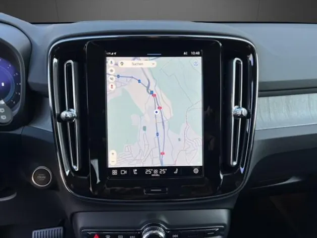 Volvo XC40 2.0 B4 MH Plus Dark