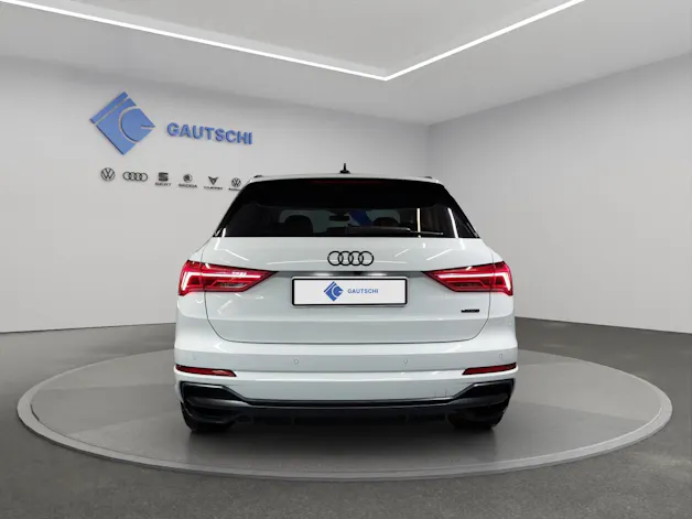 Audi Q3 35 TDI S line quattro S-tronic
