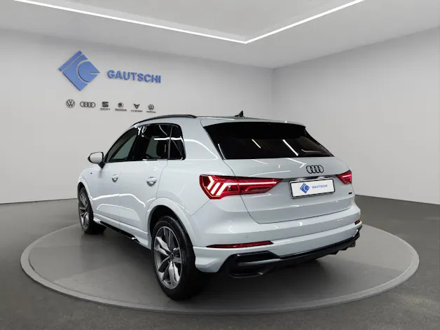 Audi Q3 35 TDI S line quattro S-tronic