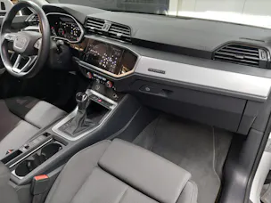Audi Q3 35 TDI S line quattro S-tronic