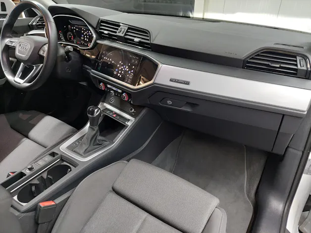 Audi Q3 35 TDI S line quattro S-tronic