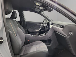 Fahrzeugbild LEXUS LBX 1.5 Hybrid Cool AWD