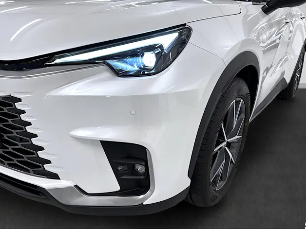 Lexus LBX 1.5 Hybrid Cool AWD
