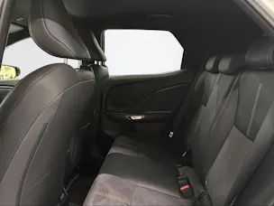 Lexus LBX 1.5 Hybrid Cool AWD