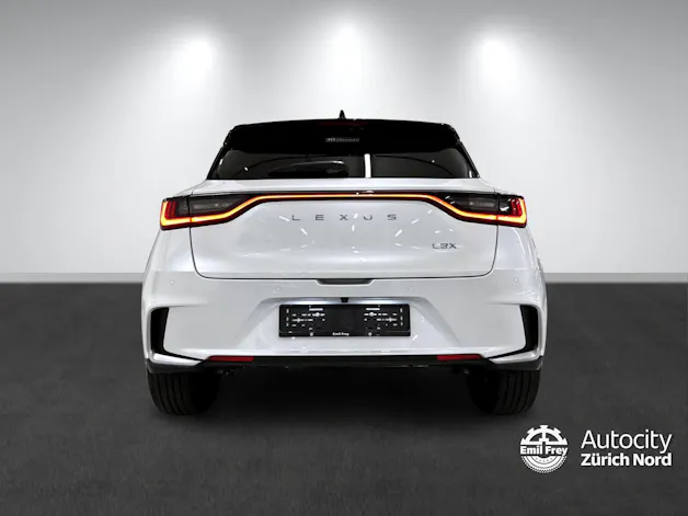 Lexus LBX 1.5 Hybrid Cool AWD