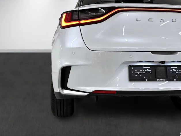 Lexus LBX 1.5 Hybrid Cool AWD