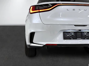 Fahrzeugbild LEXUS LBX 1.5 Hybrid Cool AWD