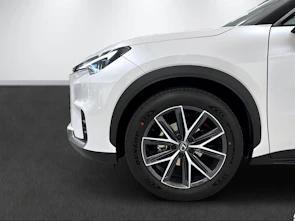Fahrzeugbild LEXUS LBX 1.5 Hybrid Cool AWD