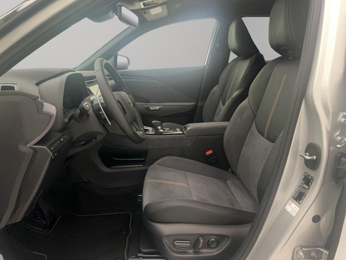 Vehicle image LEXUS LBX