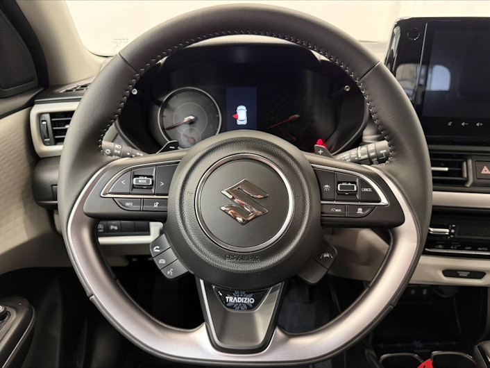 Fahrzeugbild SUZUKI SWIFT