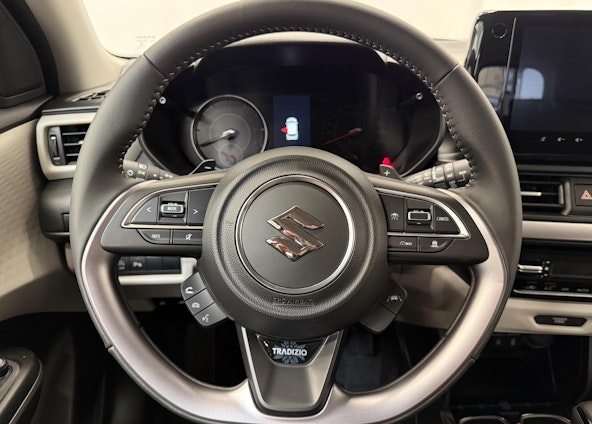 Vehicle image 10 Vehicle image 10