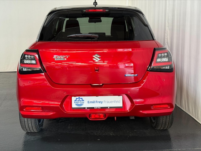 Fahrzeugbild SUZUKI SWIFT