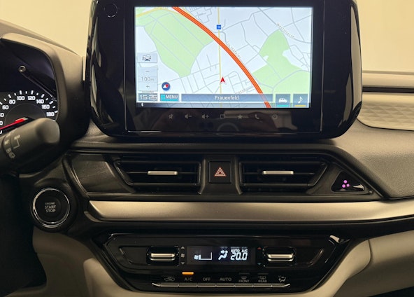 Vehicle image 5 Vehicle image 5