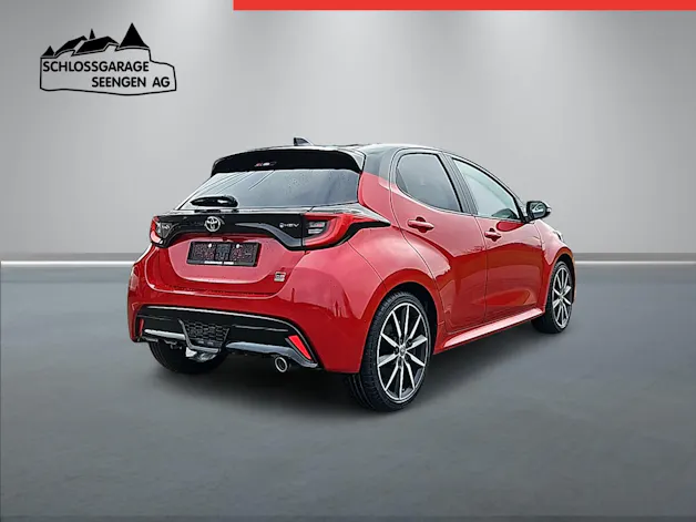 Toyota Yaris 1.5 VVT-i HSD GR Sport