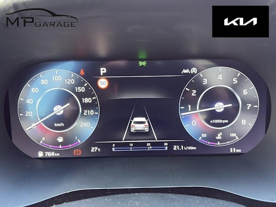 Vehicle image 9 Vehicle image 9