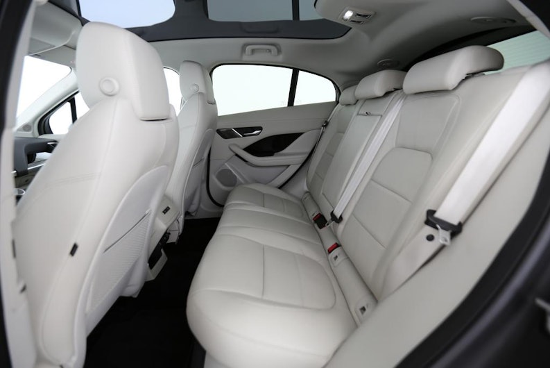 Vehicle image JAGUAR I-PACE