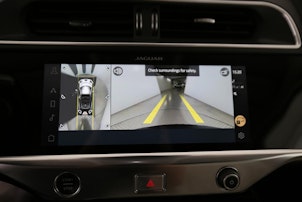 Vehicle image JAGUAR I-Pace EV400 SE AWD
