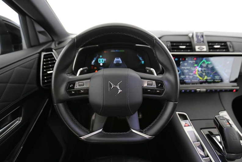 Vehicle image DS AUTOMOBILES DS7