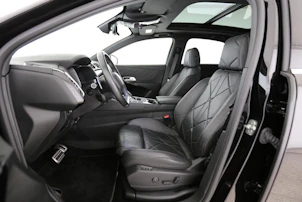 Fahrzeugbild DS AUTOMOBILES 7 Crossback 1.6 E-Tense So Chic 4x4