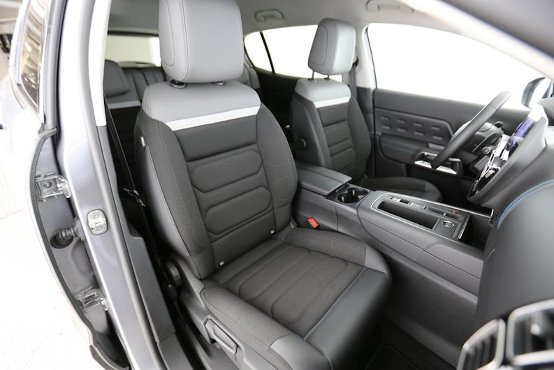 Vehicle image CITROEN C5 AIRCROSS