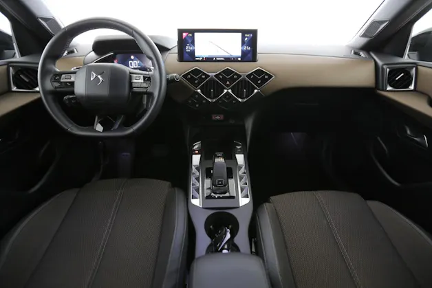 DS Automobiles 3 Crossback 1.2 PureTech 155 So Chic