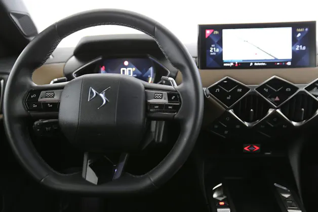 DS Automobiles 3 Crossback 1.2 PureTech 155 So Chic