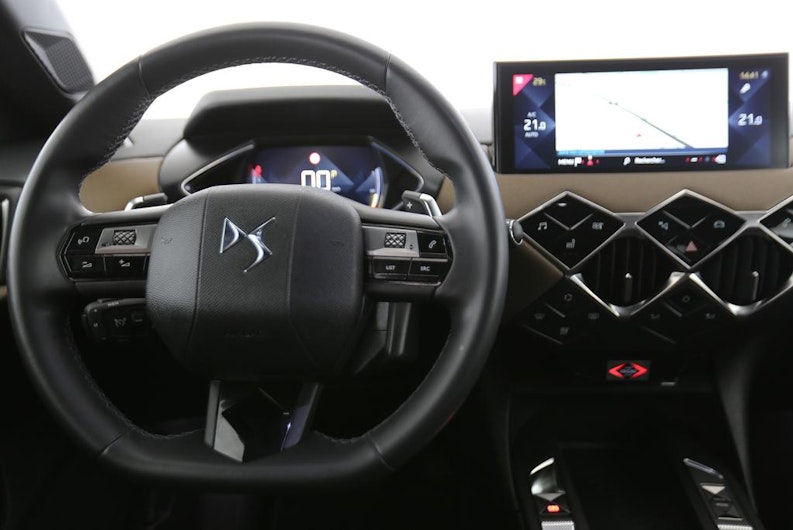 Vehicle image DS AUTOMOBILES DS7