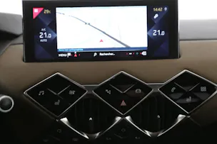 DS Automobiles 3 Crossback 1.2 PureTech 155 So Chic