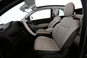 Vehicle image FIAT 500 Cabrio La Prima