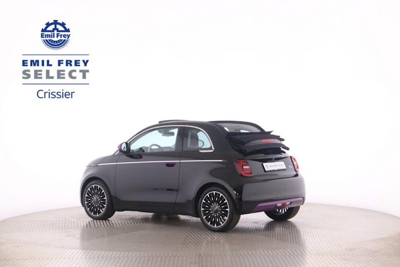 Vehicle image FIAT 500