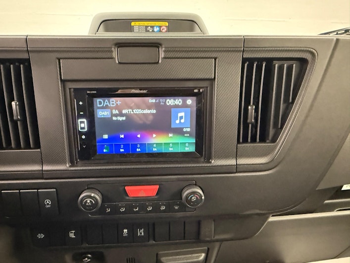 Vehicle image ISUZU M21